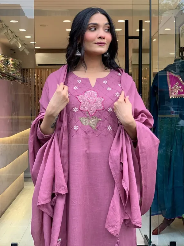 Purple_Cotton_Embroidered_Kurti_Set_For_Women