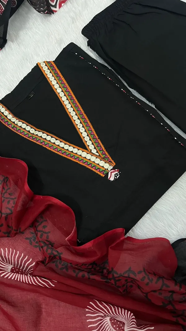 Black_Trending_V_Neck_Embroidered_Suit_Set_For_Women