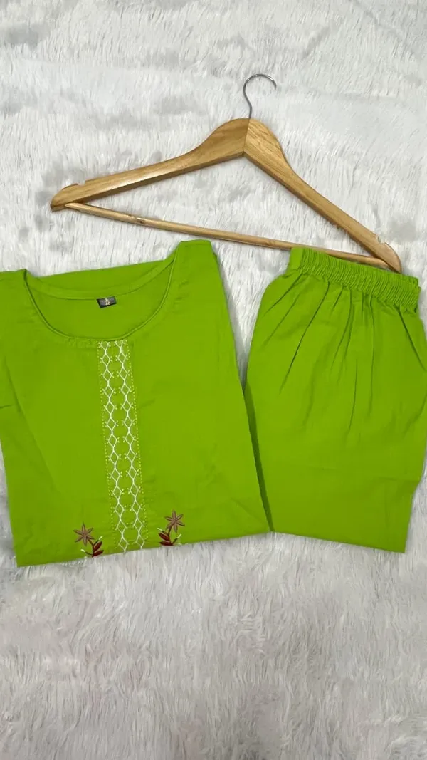 Green_Embroidered_Cotton_Co-Ord_Set_For_Women