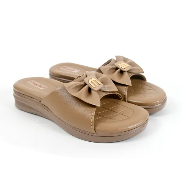 Trendy_Beige_Daily_Comfort_Slippers_for_Girls