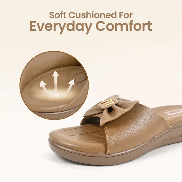 Trendy_Beige_Daily_Comfort_Slippers_for_Girls