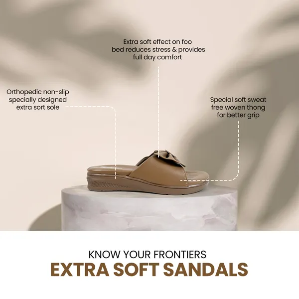 Trendy_Beige_Daily_Comfort_Slippers_for_Girls