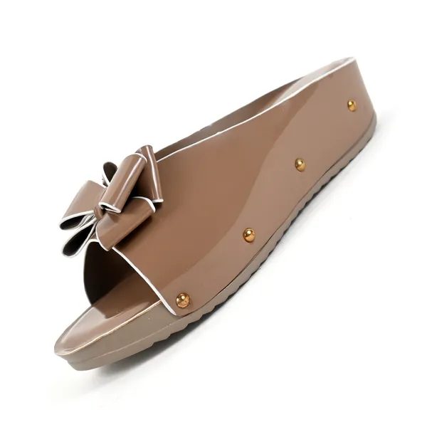 Elegant_Beige_Flower_Fancy_Slipper_For_Girls