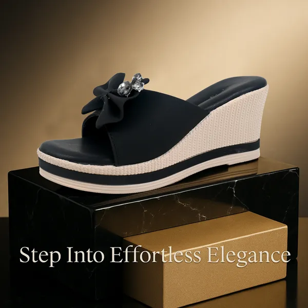 Elegant_Black_Flower_Styli_Slipper_For_Girls