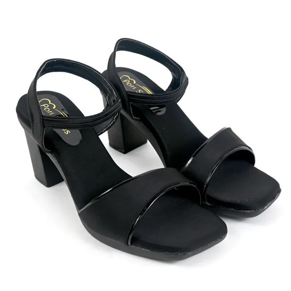 Elegant_Black_Fresh_Heel_Sandals_For_Girls