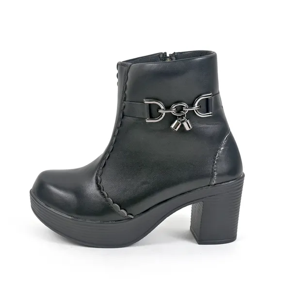 Elegant_Black_Silver_Bakkal_Stylish_Long_Shoes_For_Girls