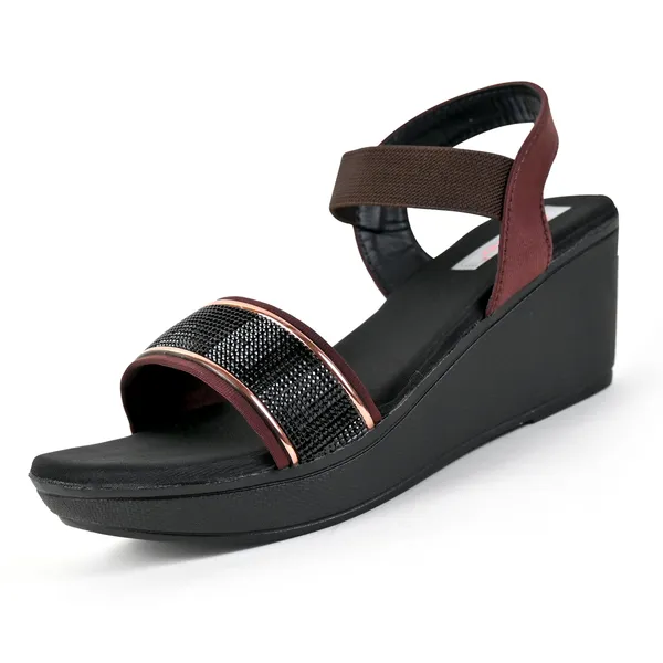 Brown_Leather_Golden_Straps_Sandal_For_Women_&_Girls