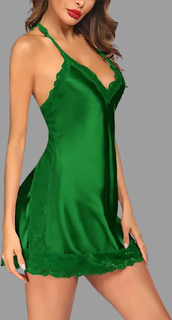 Green_Silken_Sultry_Night_Dress_For_Women