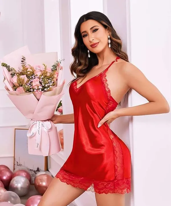 Red_Silken_Sultry_Night_Dress_For_Women
