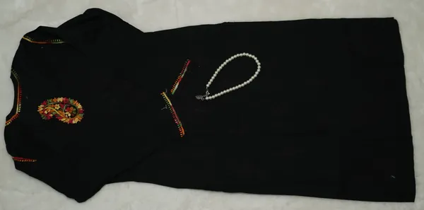 Black_Cotton_Chikankari_Long_Embroidered_Kurti_For_Women