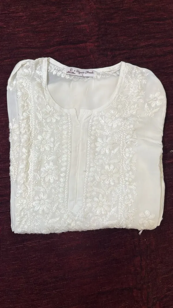 MODAL_WHITE_LONG_CHIKANKARI_KURTA