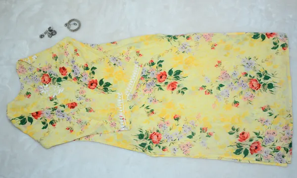 Yellow_Mul_Cotton_Chikankari_Long_Kurta_For_Women