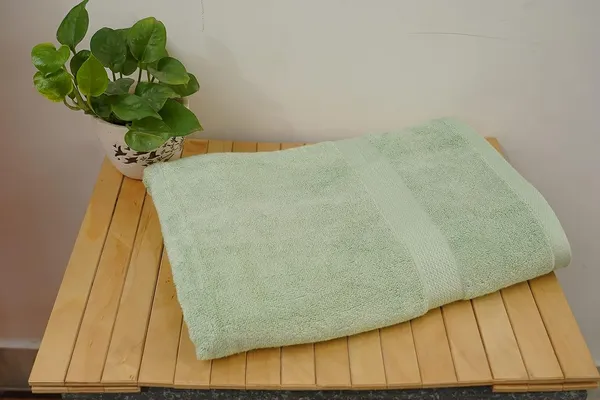 Bamboo_Bath_Towel_Ultra_Absorbent_4X_Softer_Than_Cotton_Towels-_140_x_70_cm_–_450_GSM_|_Pack_of_2_Bath_and_Hand_Towel_Set_Green