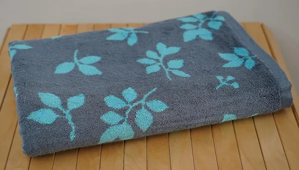 Bamboo_Bath_Towel_Ultra_Absorbent_4X_Softer_Than_Cotton_Towels-_140_x_70_cm_–_450_GSM_|_Pack_of_1-_Blue_Towel
