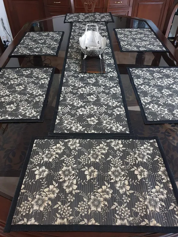 Bamboo_Dining_Table_Mats/Placemats_Black_And_White_Floral_Print_Pack_Of_6-_30x45cm