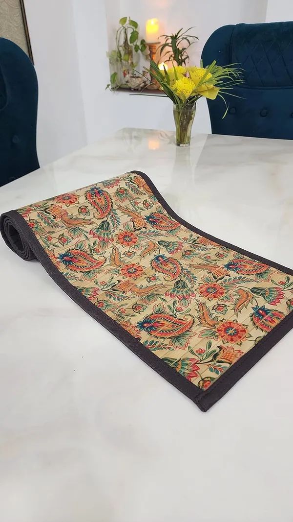 Bamboo_Placemats_&_Table_Runner_Set_For_Dining_Table_paisley_Floral_Print_pack_Of_6_and_1_Table_Runner