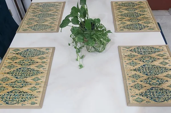 Bamboo_Placemats_and_Dining_Table_Mats_for_Dining_Table-_Set_of_4_Turkish_Print_30x45cm