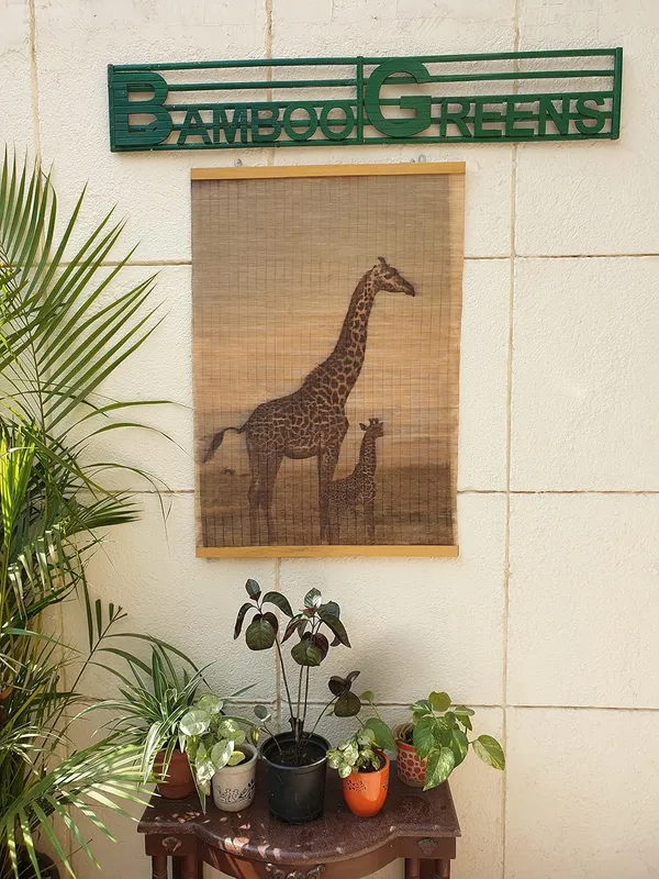 Giraffe_Bamboo_Wall_Hanging