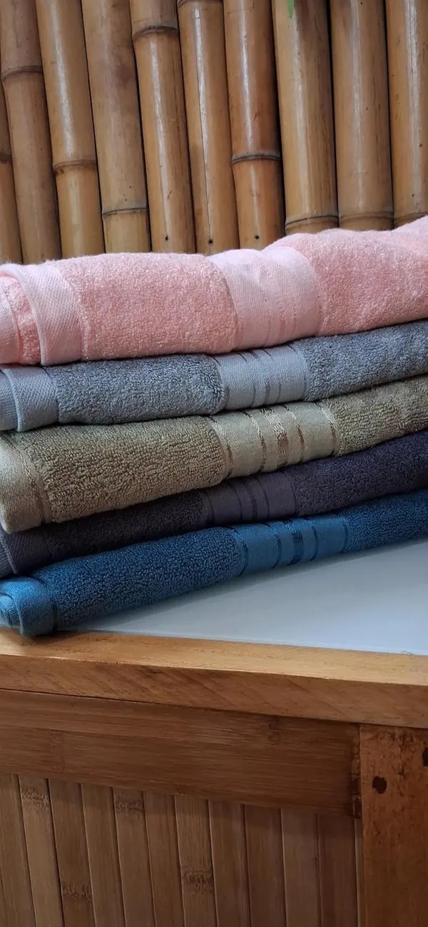 100%_Bamboo_Fiber_Bath_Towel_For_Men_and_Women-_Dark_Blue_Rayon_Plain_Bath_Towel