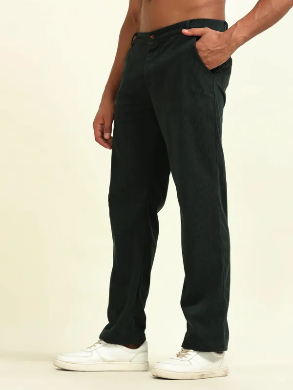 Olive_Green_Linen_Regular_Fit_Cargo_Pants_For_Men