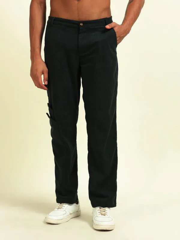 Olive_Green_Linen_Regular_Fit_Cargo_Pants_For_Men