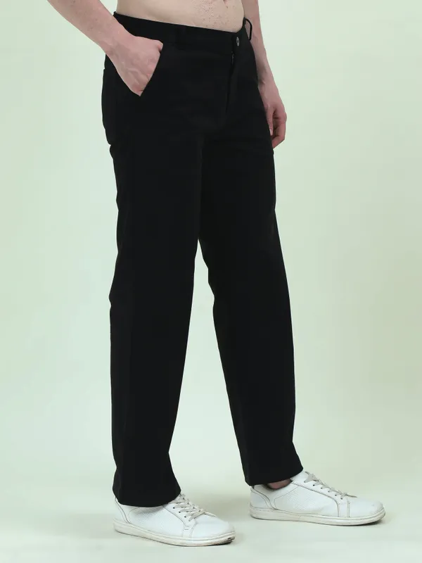 Black_Cotton_Regular_Fit_Pants_For_Men