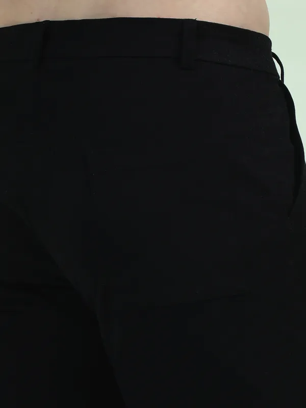 Black_Cotton_Regular_Fit_Pants_For_Men
