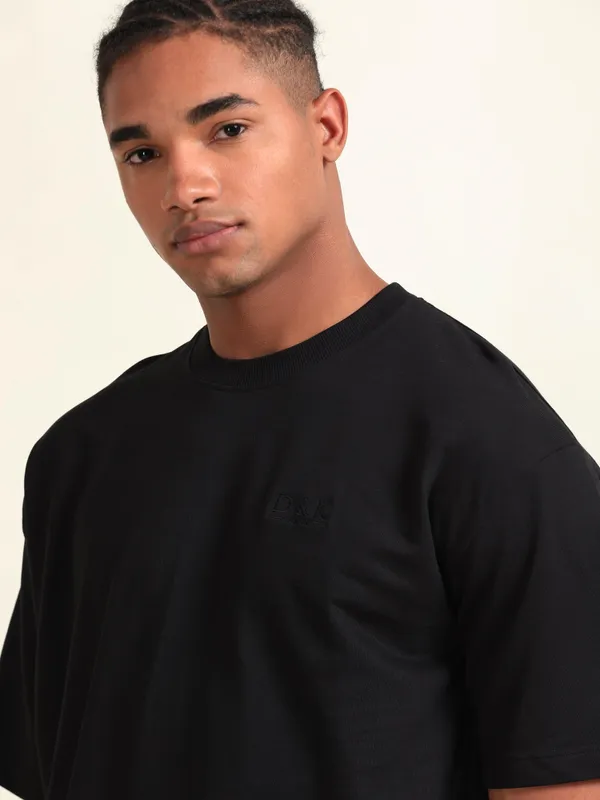 Black_Cotton_Oversized_Graphic_T-Shirt_For_Men