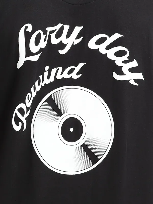 Black_Cotton_Oversized_Graphic_T-Shirt_For_Men
