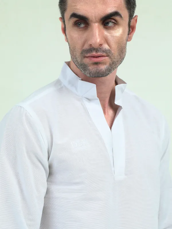 Off_White_Linen_Regular_Fit_Standing_Collar_Shirt_For_Men