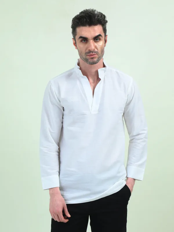 Off_White_Linen_Regular_Fit_Standing_Collar_Shirt_For_Men