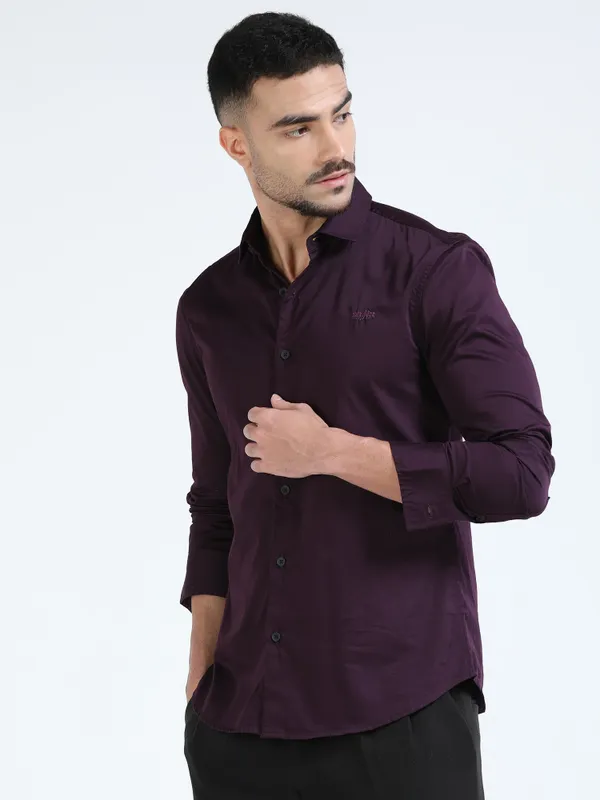 Wine_Cotton_Slim_Fit_Formal_Shirt_For_Men