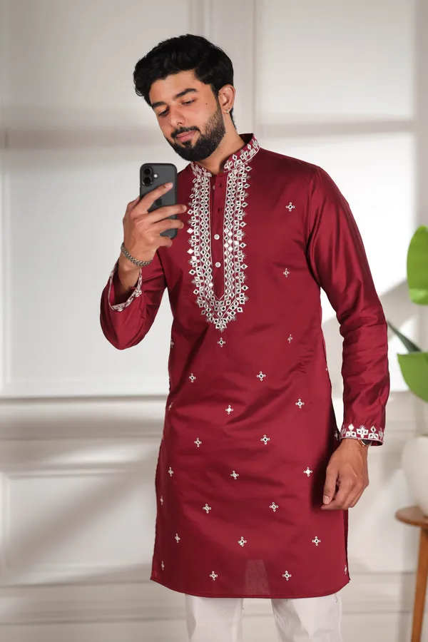 Maroon_Cotton_Embroidered_Neck_with_Mirror_Work_Kurta