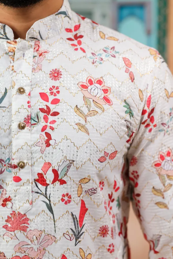 Cream_Cotton_Zari_thread_Work_with_Animal_Print_Kurta