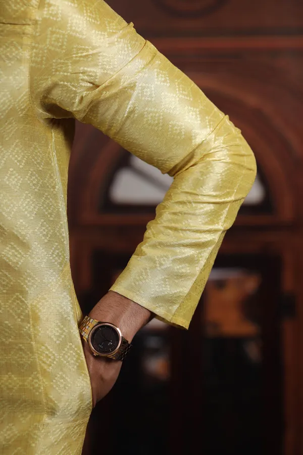 Light_Yellow_Silk_Jacquard_Woven_Textur_Ethnic_Set