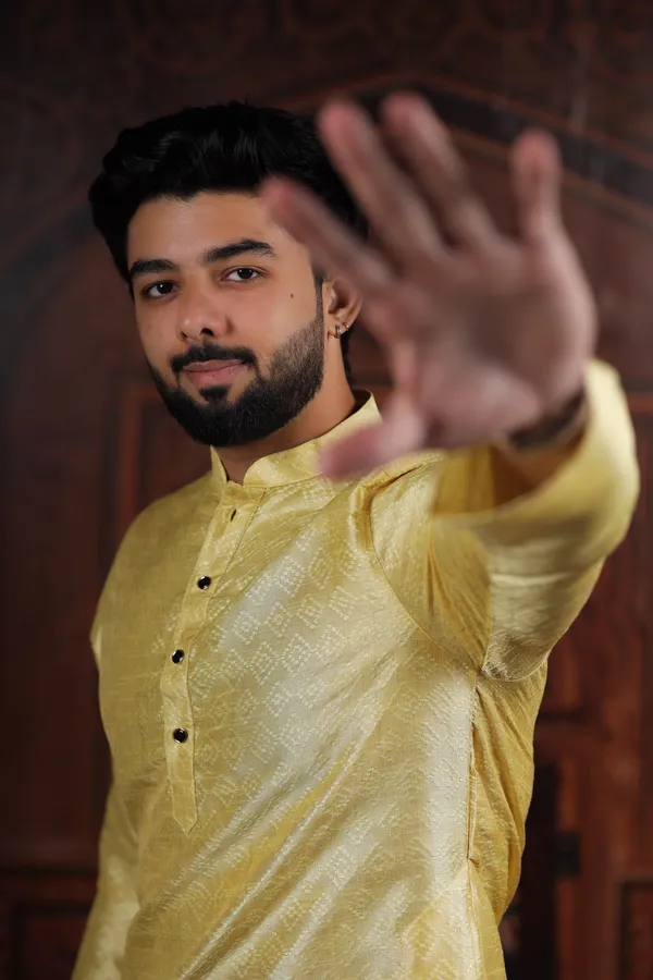 Light_Yellow_Silk_Jacquard_Woven_Textur_Ethnic_Set
