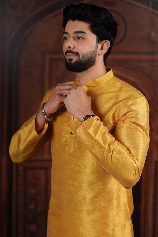 Yellow_Silk_Jacquard_Woven_Texture_Ethnic_Set