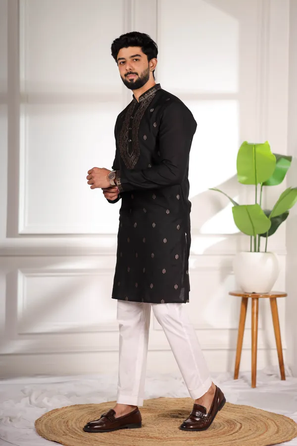 Black_Cotton_Resham_Neck_Work_Ethnic_Set
