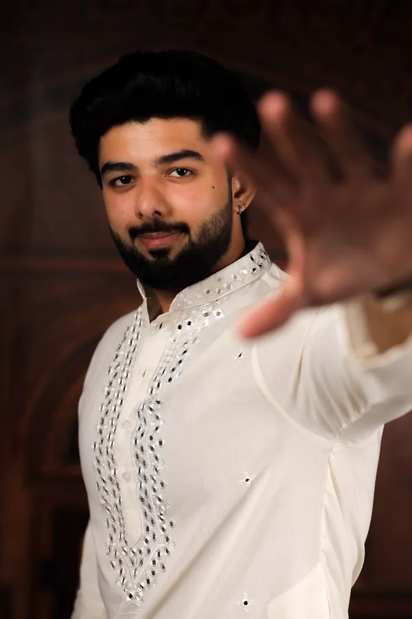 White_Cotton_Embroidered_Neck_with_Mirror_Work_Ethanic_Set