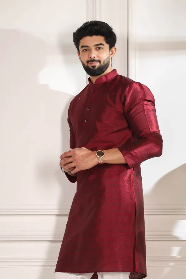 Maroon_Silk_Jacquard_Woven_Texture_Ethnic_Set