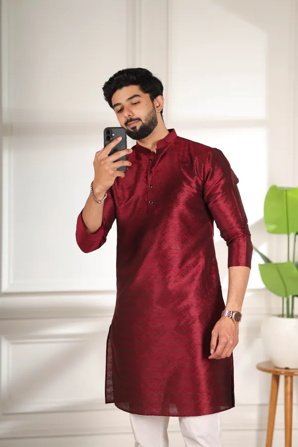 Maroon_Silk_Jacquard_Woven_Texture_Ethnic_Set