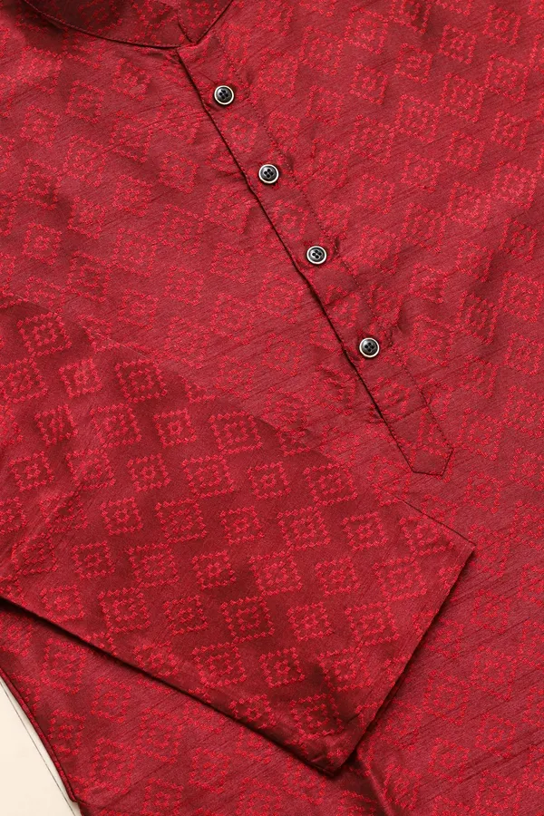 Maroon_Silk_Jacquard_Woven_Texture_Ethnic_Set