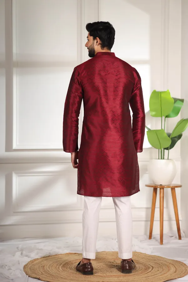 Maroon_Silk_Jacquard_Woven_Texture_Ethnic_Set
