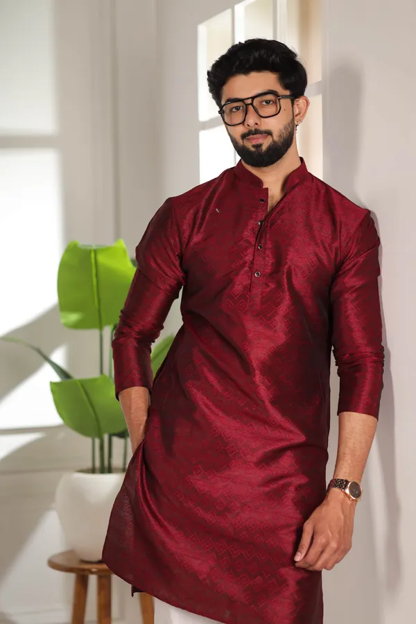 Maroon_Silk_Jacquard_Woven_Texture_Ethnic_Set