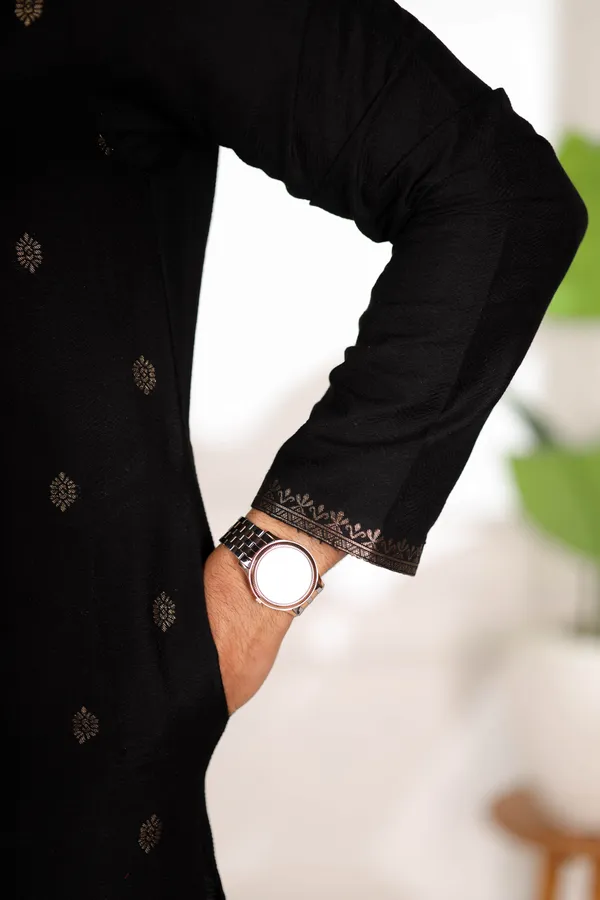 Black_Cotton_Resham_Neck_Work_Kurta