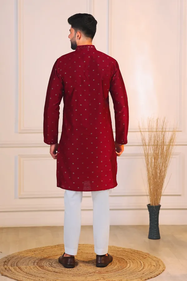 Maroon_Silk_Jacquard_Embroidered_Neck_with_Mirror_Work_Kurta