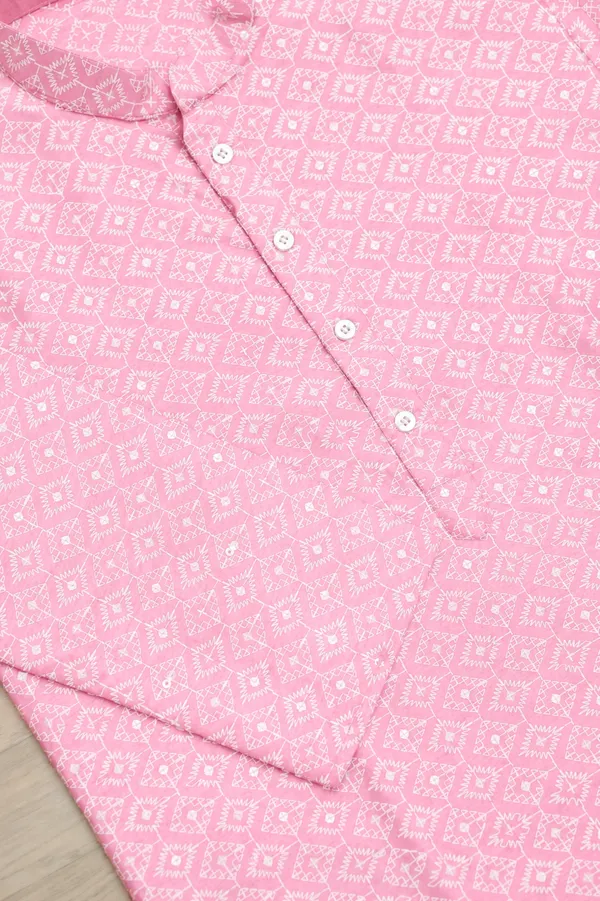 Pink_Cotton_Silk_Embroidered_With_Sequins_Kurta