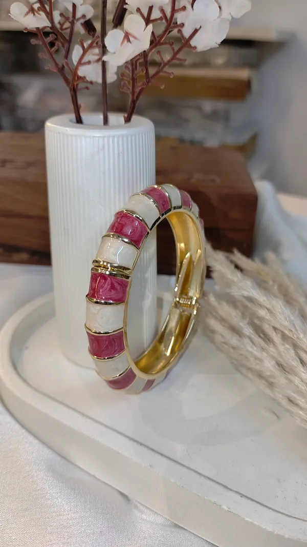 Golden_Brass_Premium_&_Elegant_(_Anti_Tarnish_)_Kada_For_Women