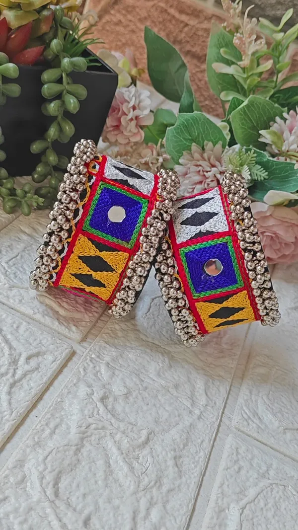 BOHO_HANDCUFF_(PAIR)_3.0