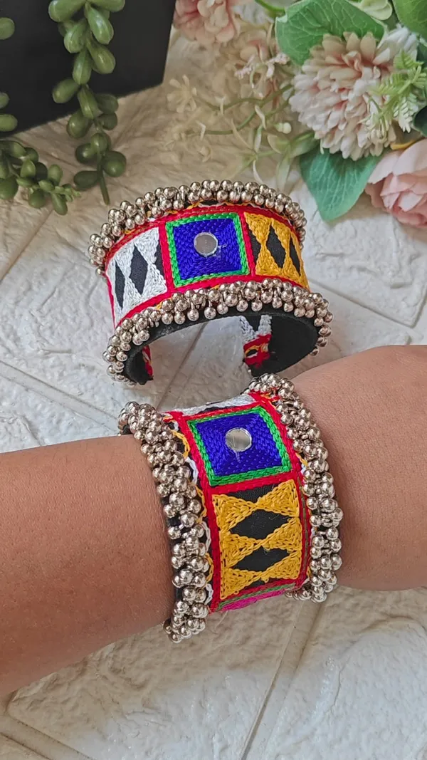 BOHO_HANDCUFF_(PAIR)_3.0